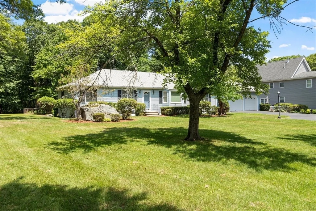 Photo of 65 Blithewood Ave