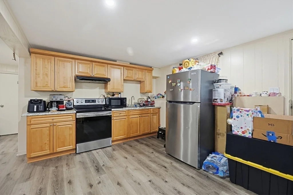 Photo of 9 Denise Dr