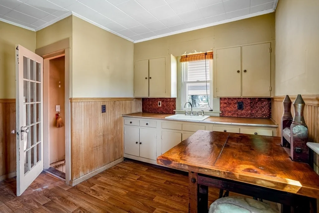 Photo of 101 Euclid St
