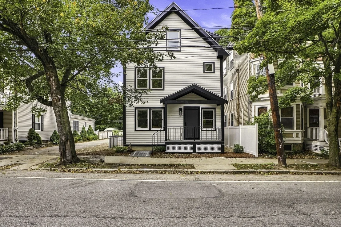 Photo of 641 Chestnut Hill Avenue