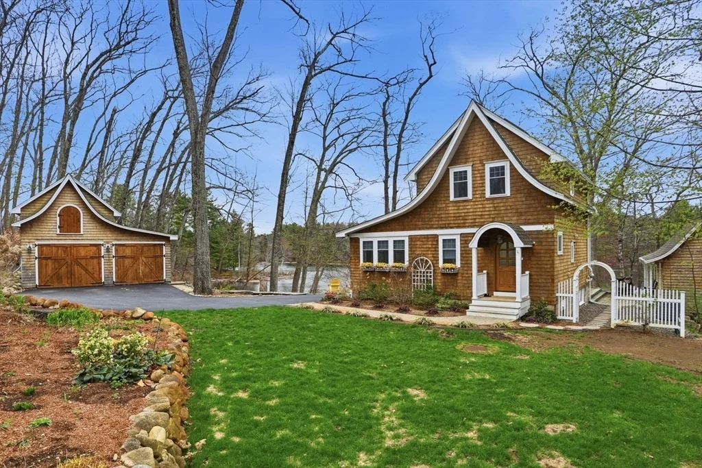 Photo of 284 Whiley Rd