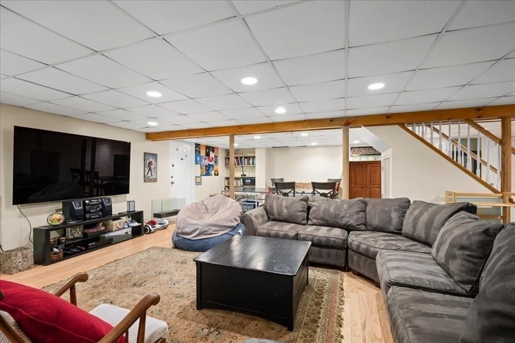 Photo of 14 Goddard Dr