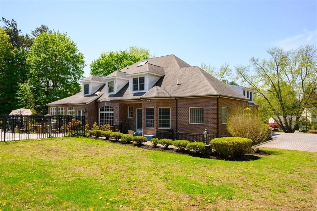 Photo of 60 Whittier Rd