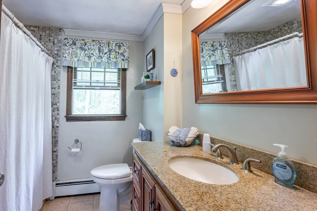 Photo of 127 Catamount Rd