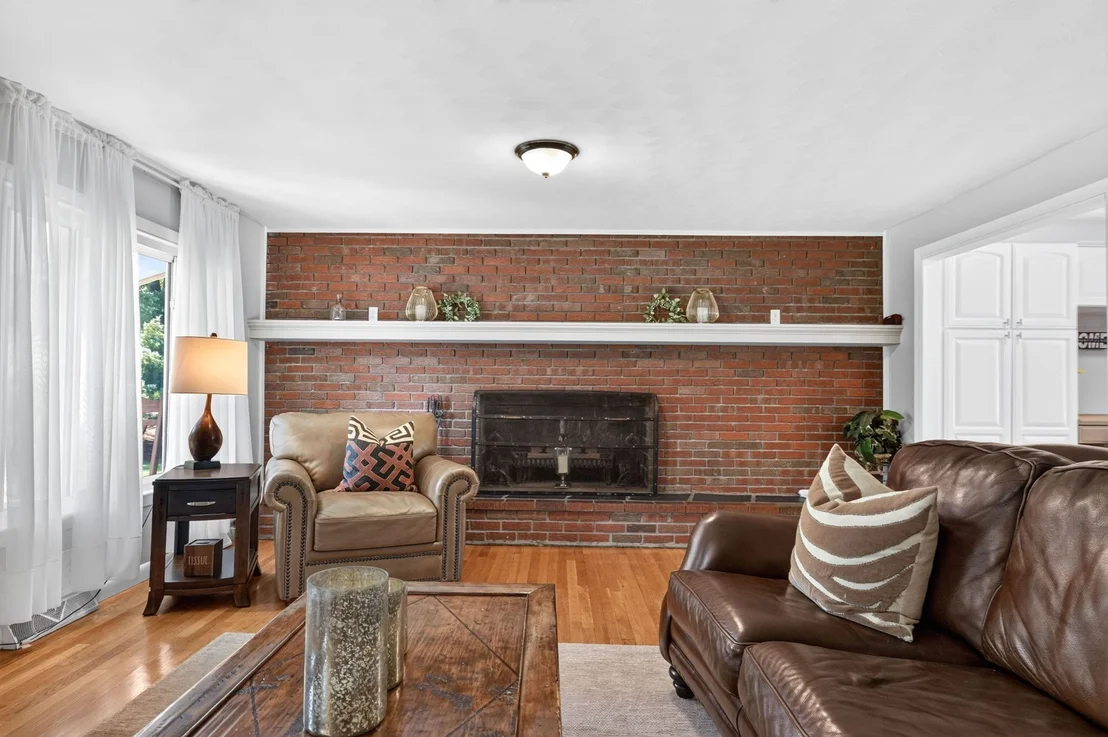 Photo of 215 Mendon Road