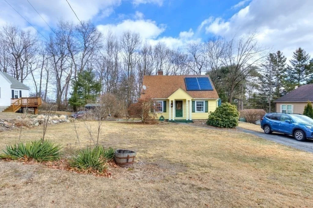 Photo of 4 Bjorklund Ave