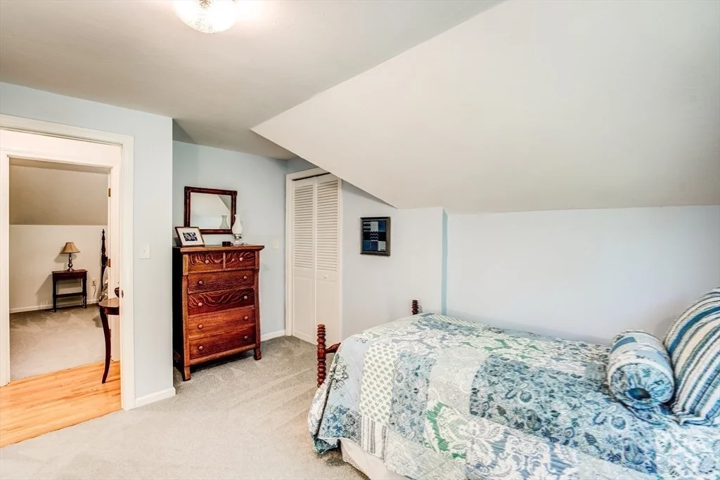 Photo of 70 Willard Road