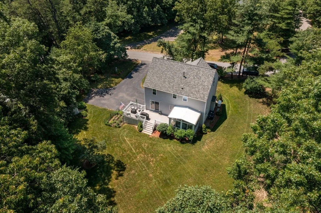 Photo of 2 Palm Ave