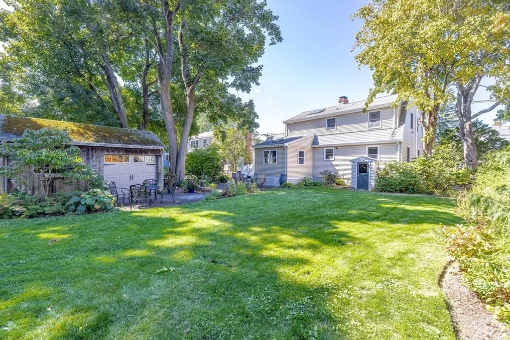Photo of 28 Cottage St