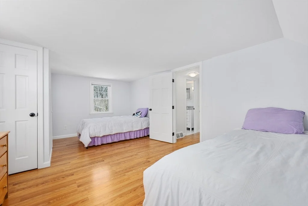 Photo of 10 Park Ln