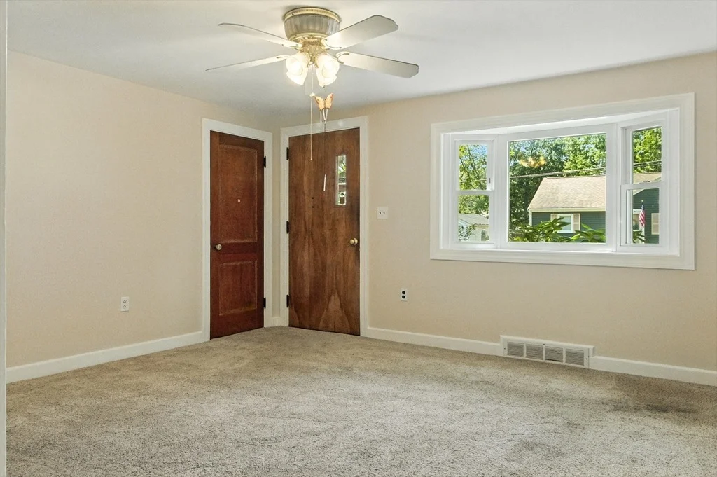 Photo of 14 Doris Dr