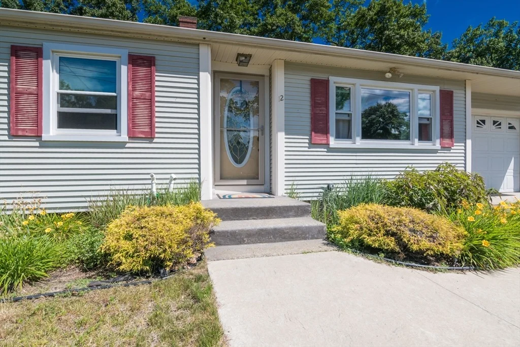 Photo of 12 Daniel Dr
