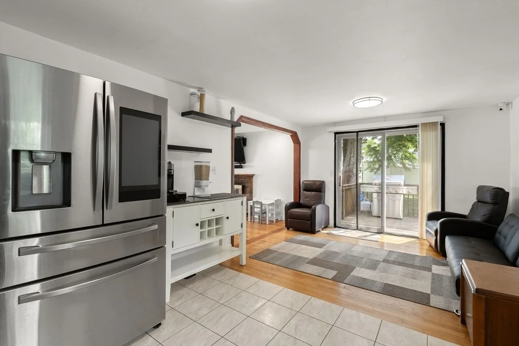 Photo of 10 Perley Ave
