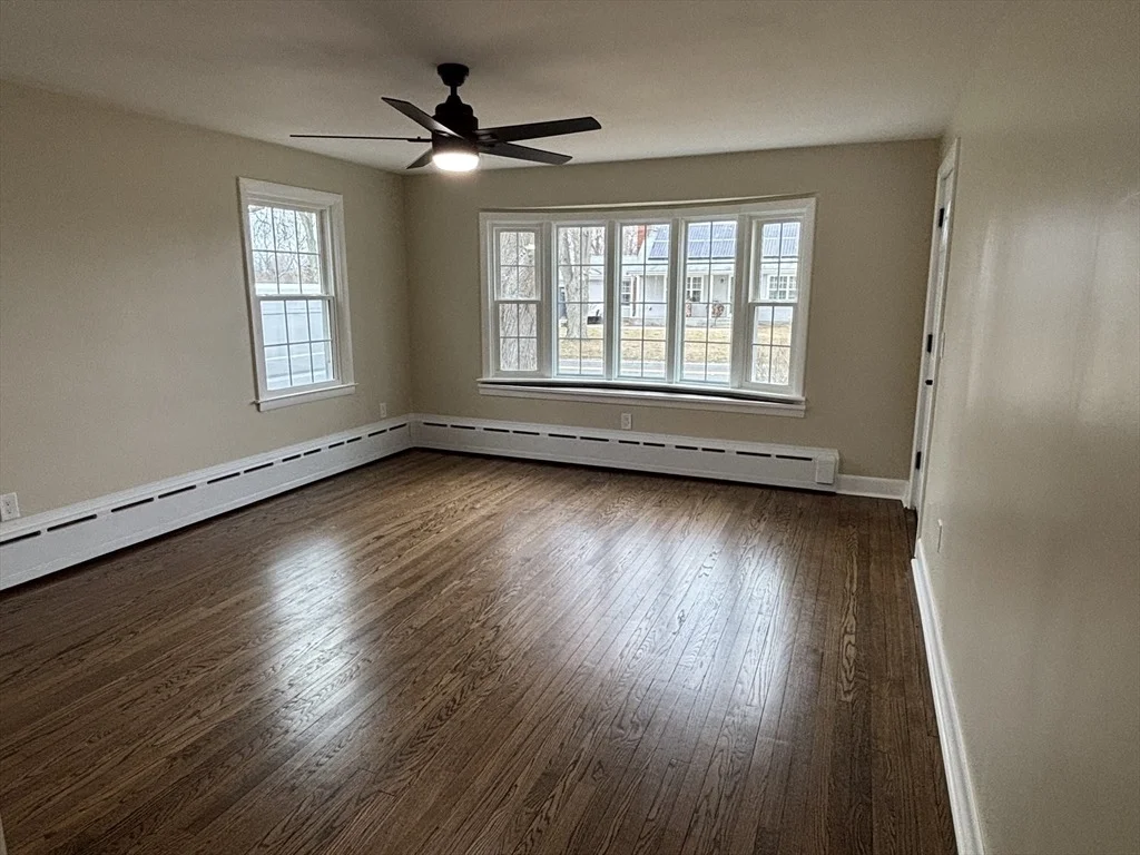 Photo of 52 Bushee Rd
