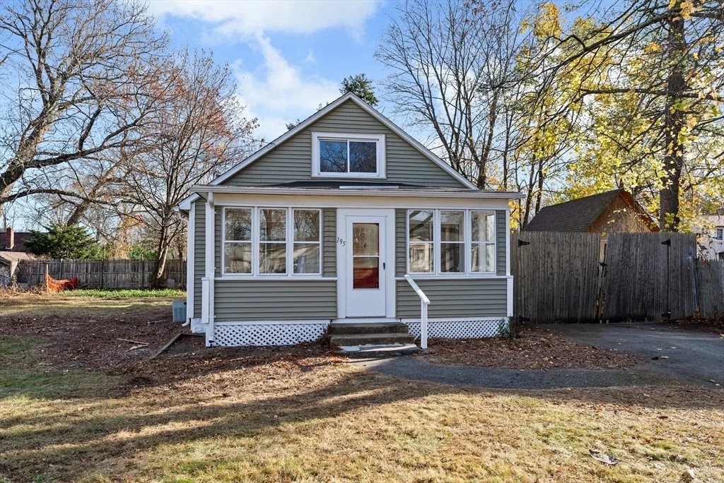 Photo of 195 Almira Rd