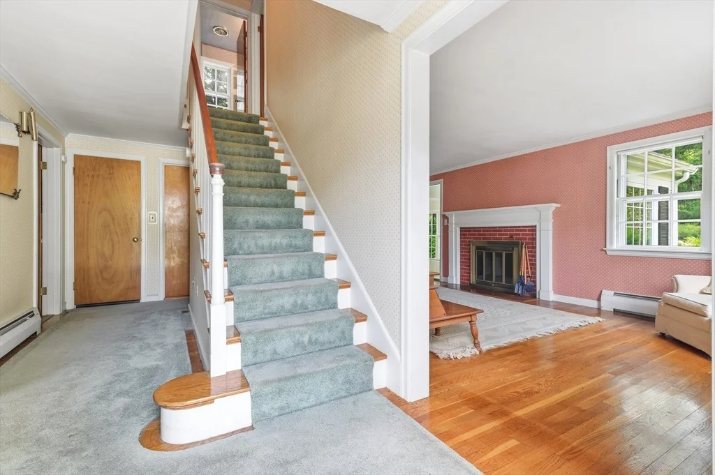 Photo of 10 Dunster Ln