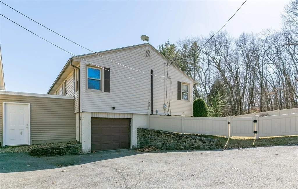 Photo of 199 Sunderland Rd