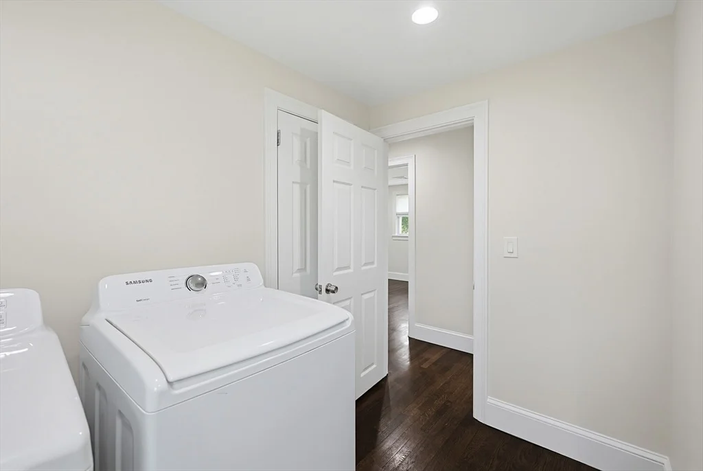 Photo of 20 Mulhall Dr