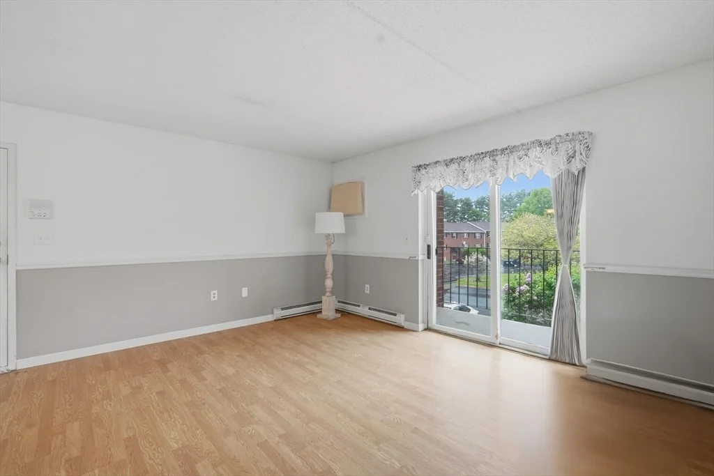 Photo of Unit F at 36 Maple Crest Cir