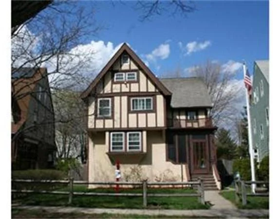 Photo of 91 Lowell Road