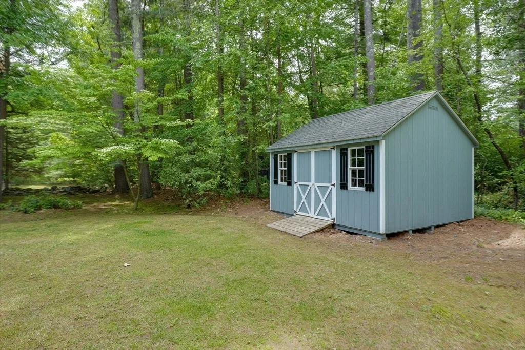 Photo of 42 Cherlyn Dr