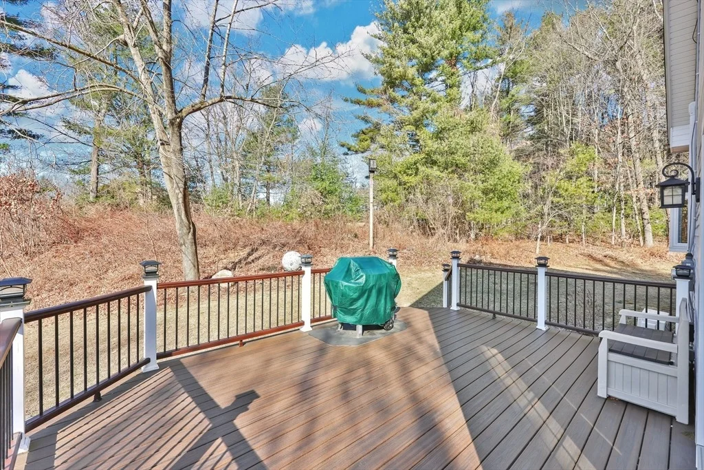 Photo of 19 Simmons Brook Dr