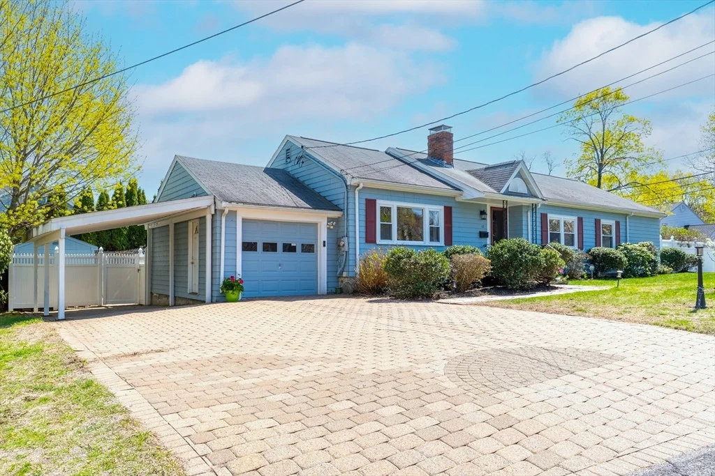 Photo of 12 Longmeadow Rd
