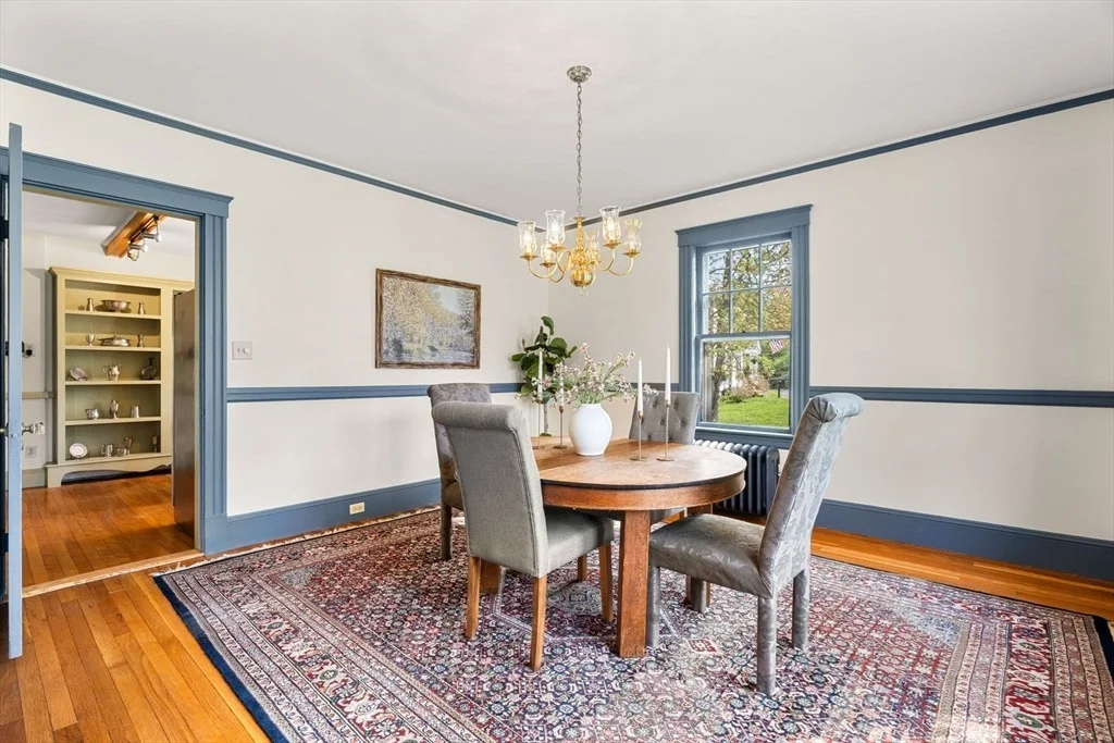 Photo of 402 Sutton St