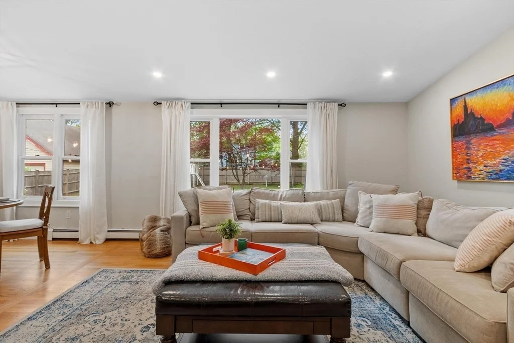 Photo of 152 Oak Street