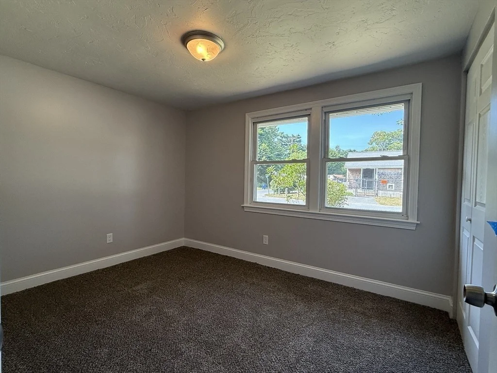 Photo of 7 Terry Ln E