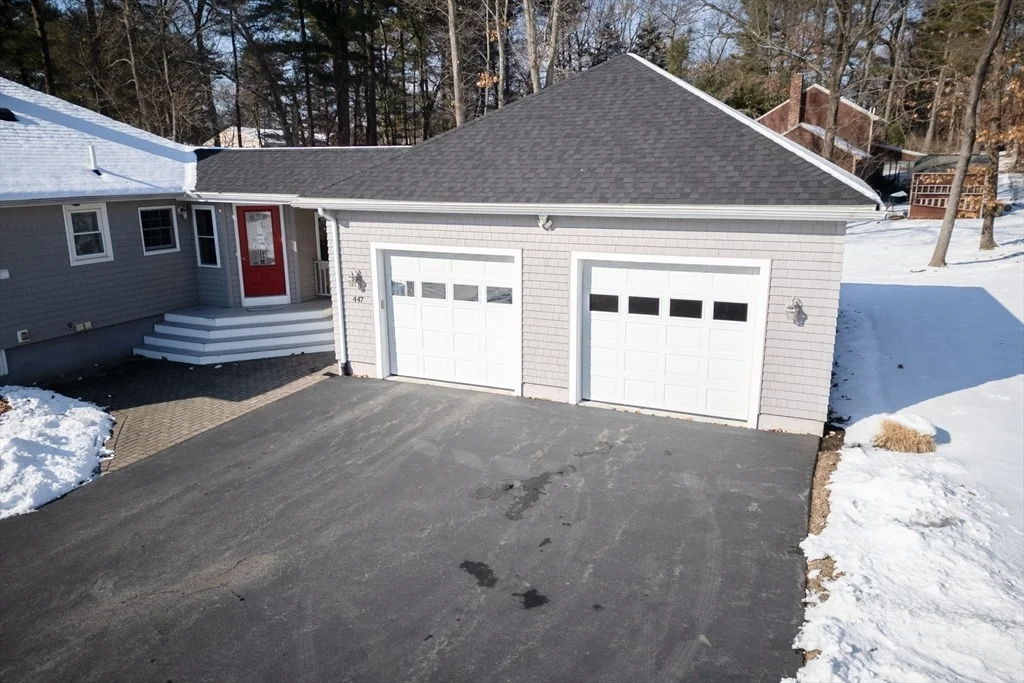 Photo of 447 Brook St.