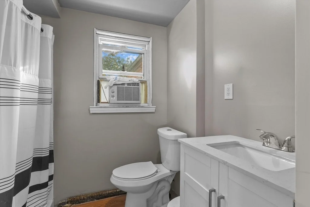 Photo of 46 Staaf Rd