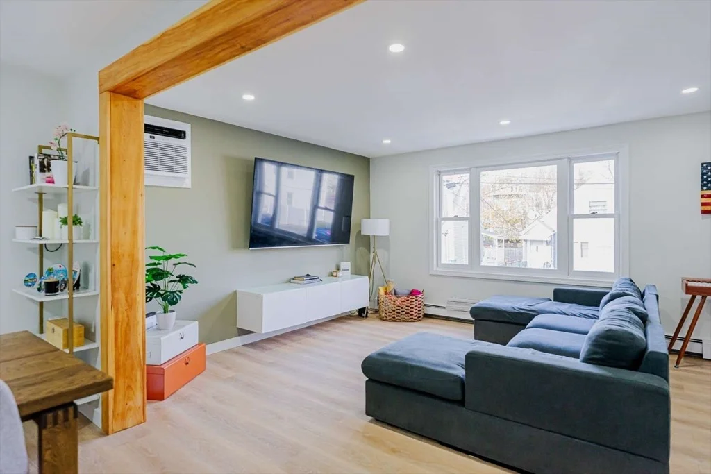 Photo of Unit 27 at 27 Silver Road