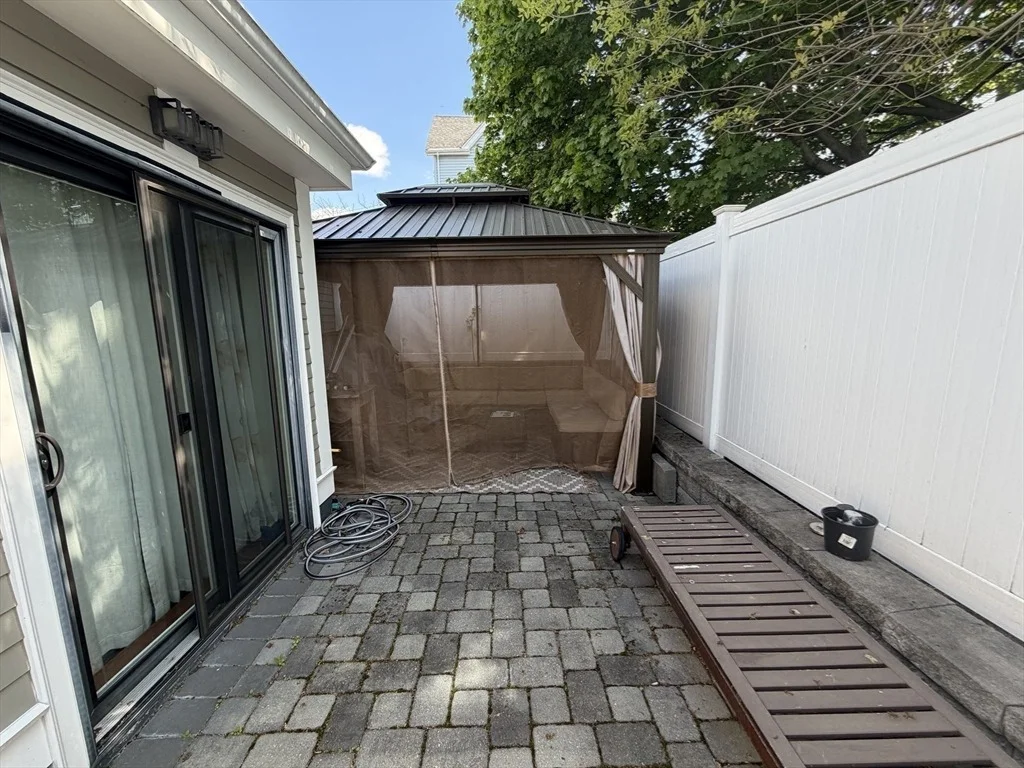 Photo of 32 Fremont Ave