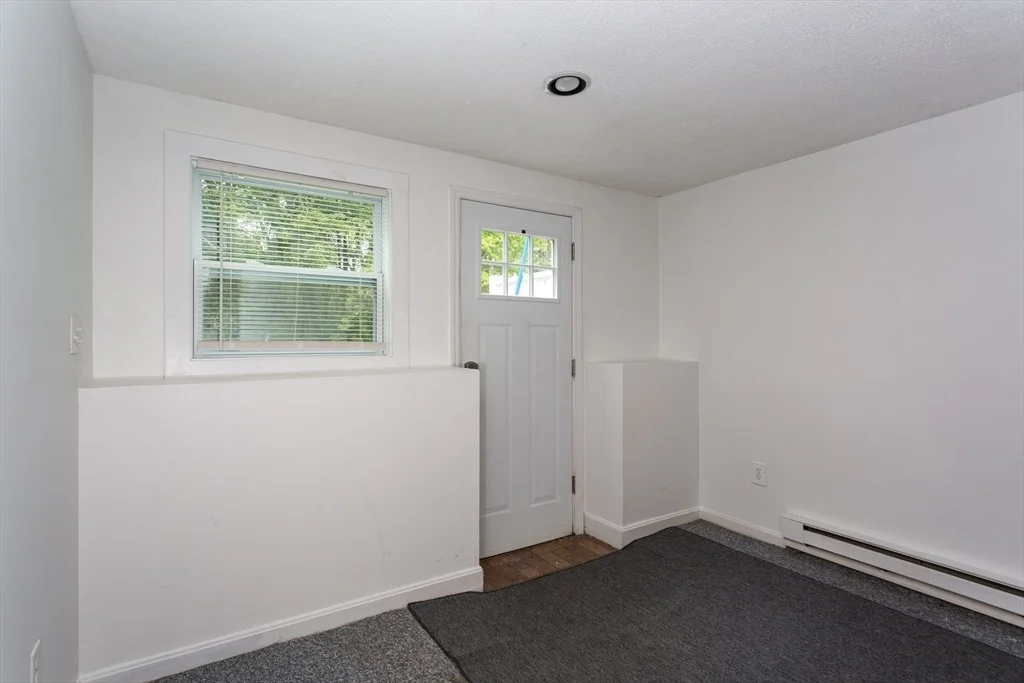 Photo of 194 Crossfield Rd