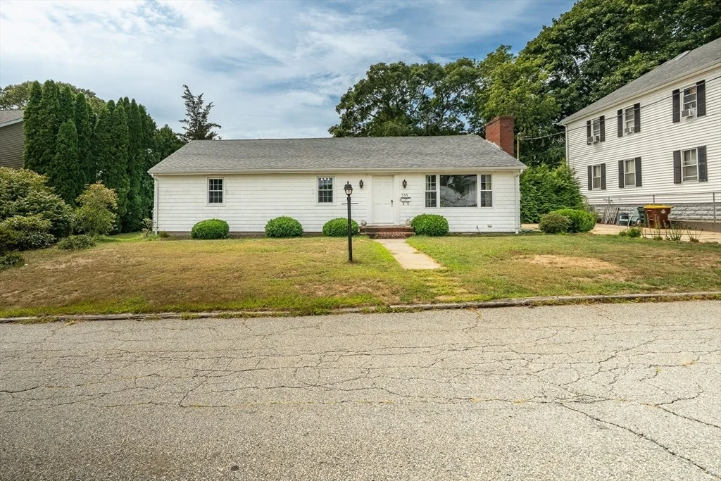 Photo of 355 Barnes