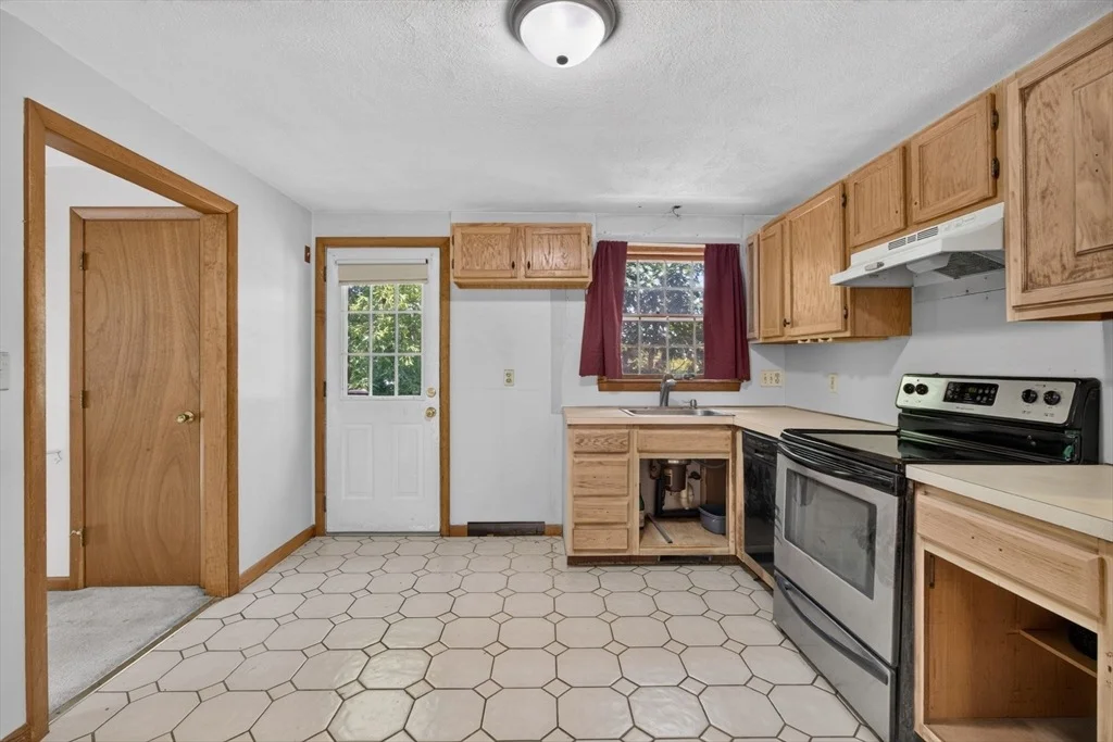 Photo of 39 Mountain Ave