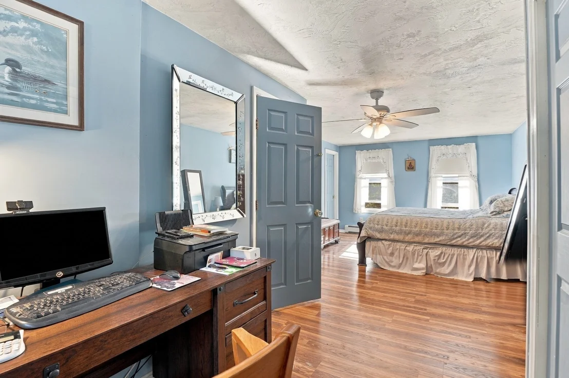 Photo of 10 Flaxfield Road