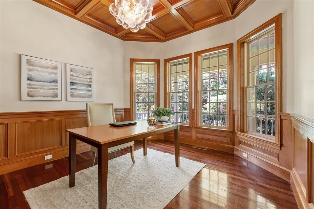 Photo of 19 Whippoorwill Lane