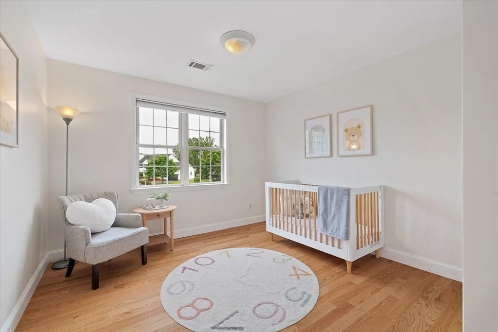 Photo of 8 Cardinal Cir