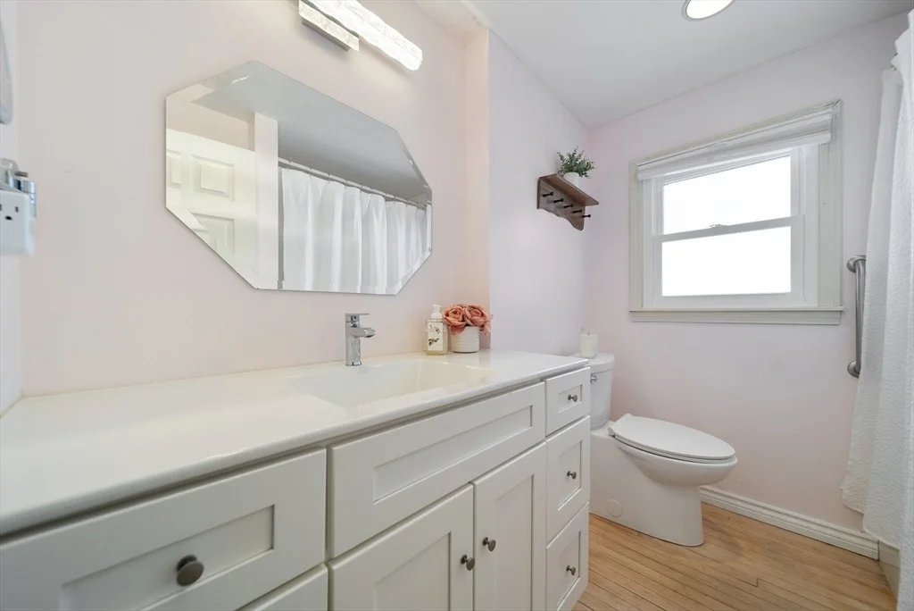 Photo of 26 Bartholomew Ter