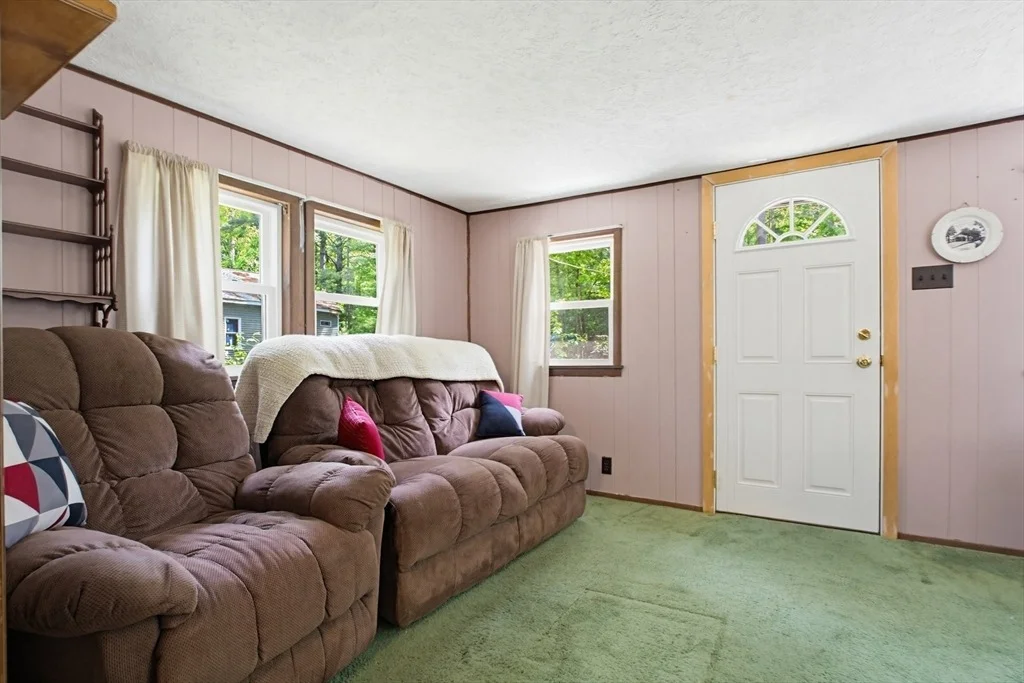 Photo of 104 Piney Lane