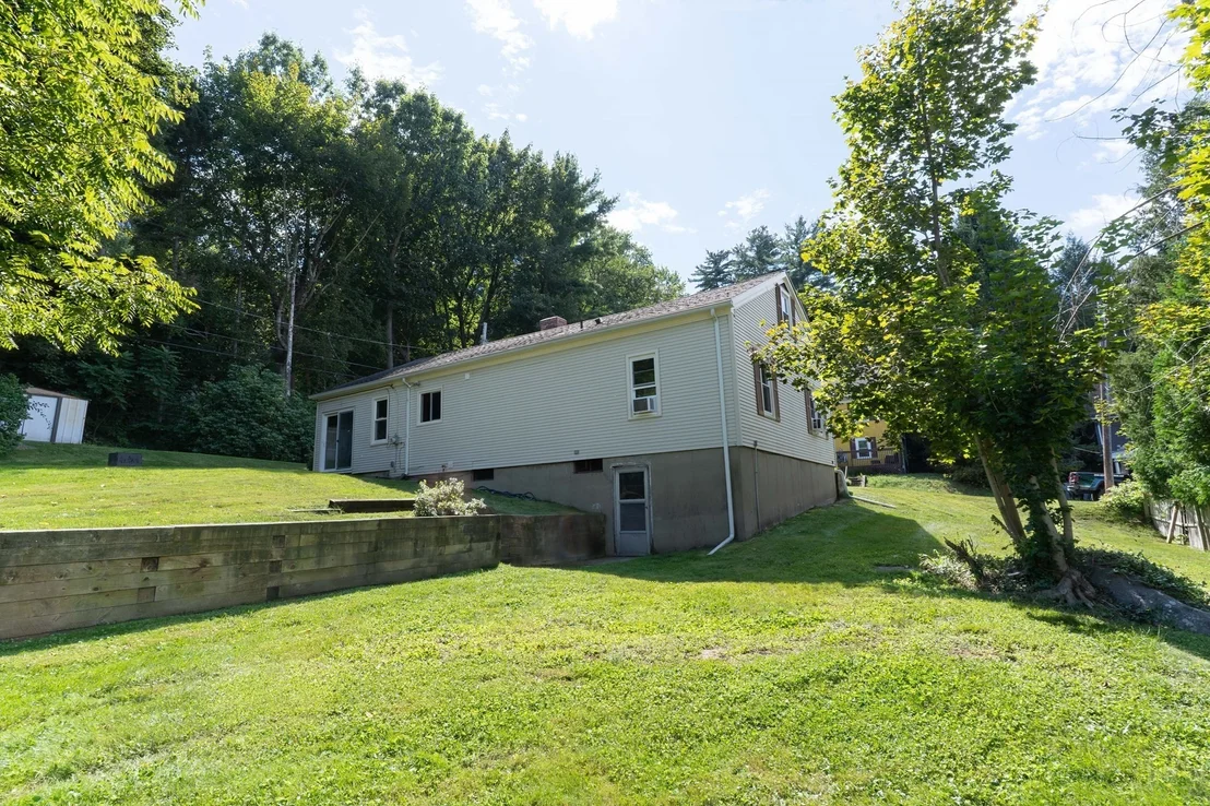 Photo of 15 Maple Ter