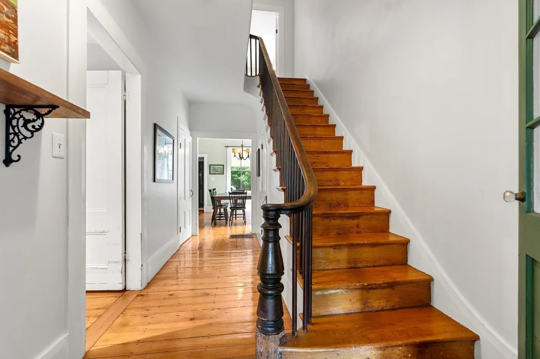Photo of 360 Nahant Road