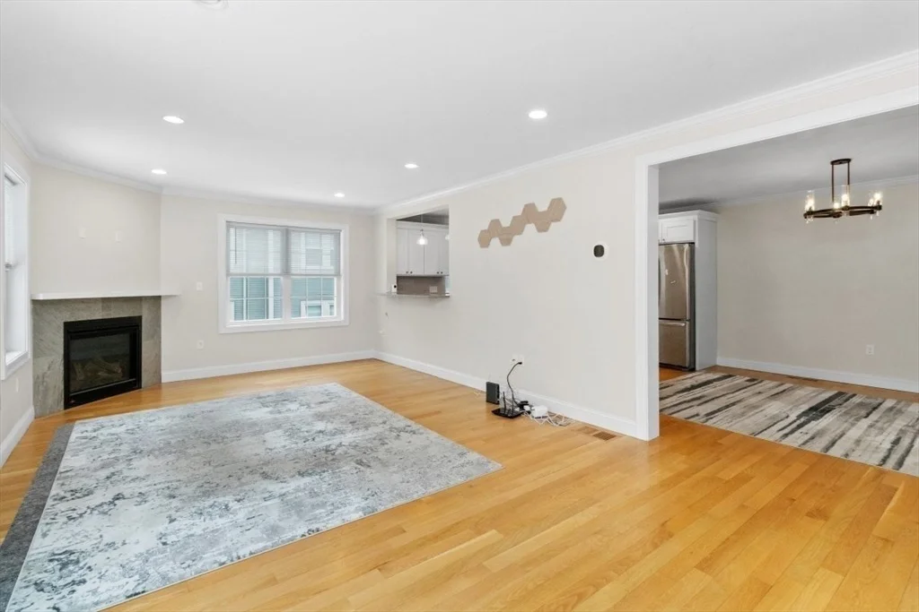 Photo of Unit 2 at 19 Everett Street