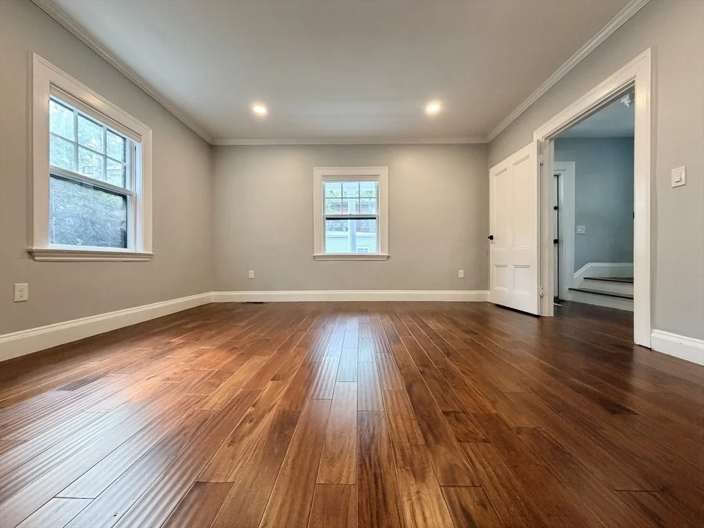Photo of 21 Maple Street