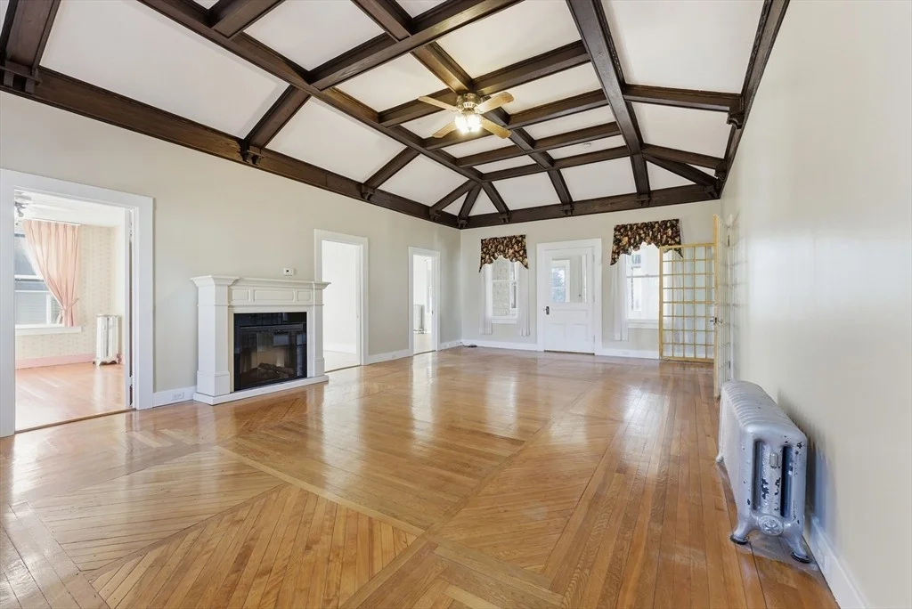 Photo of 18 Cedar St