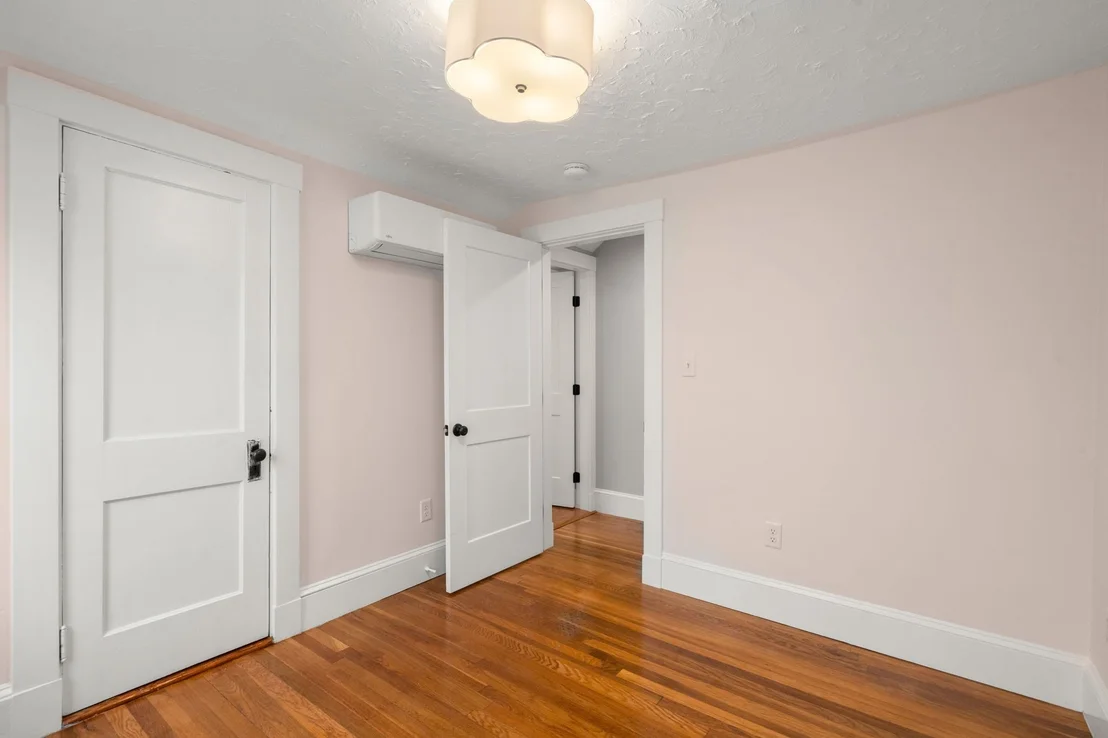 Photo of 63 Willow Ave