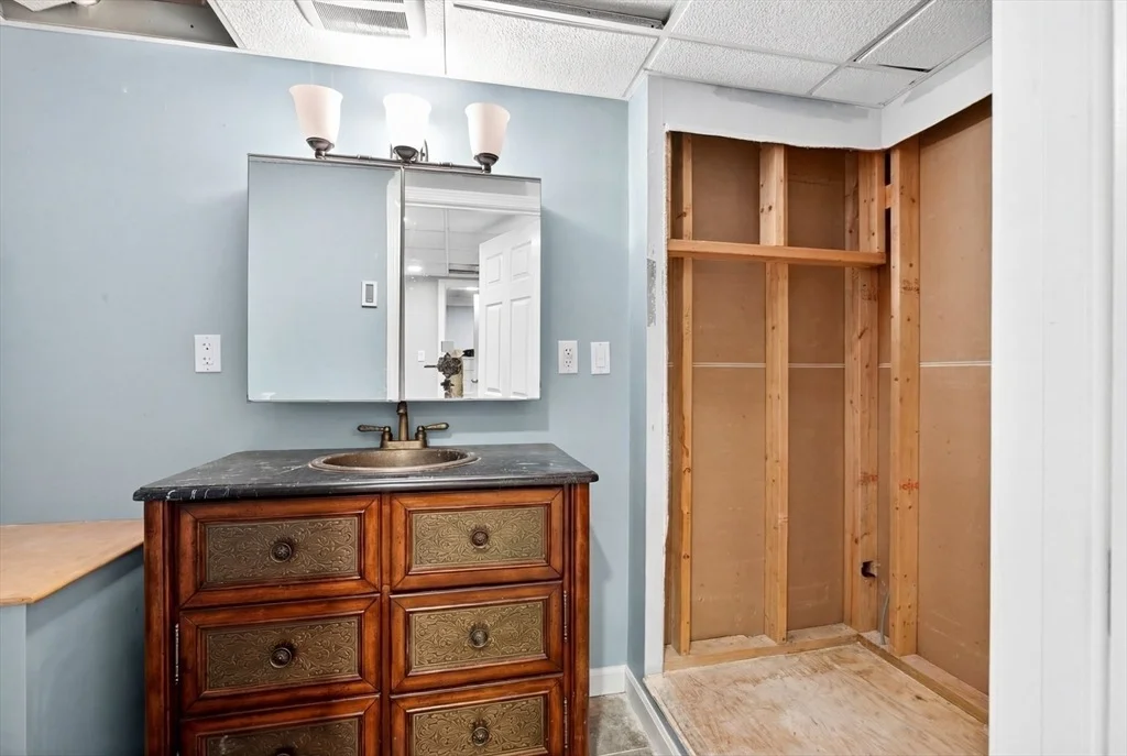 Photo of 70 Walnut St
