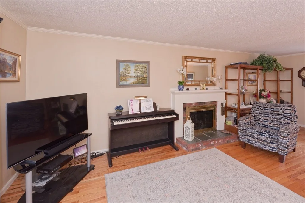 Photo of 415 Dailey Dr